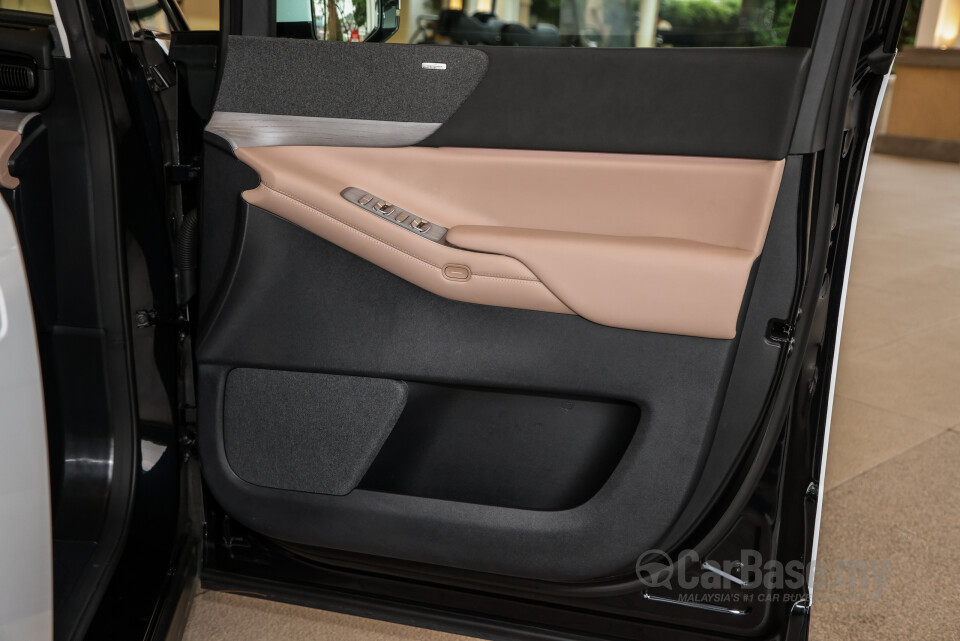 Xpeng X9 H93 (2025) Interior