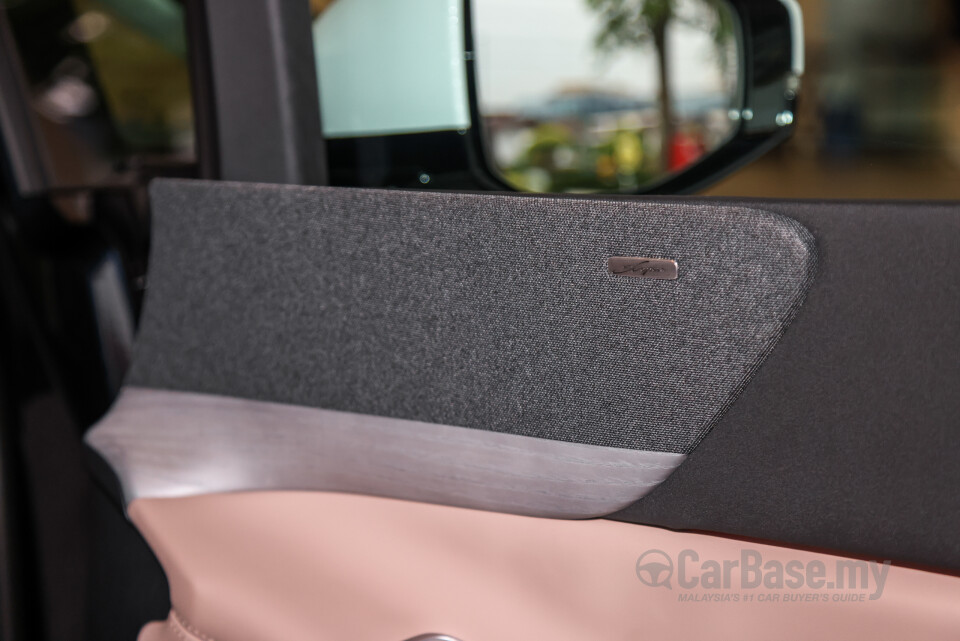 Xpeng X9 H93 (2025) Interior
