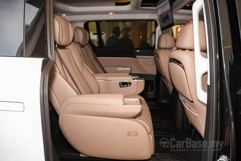 Xpeng X9 H93 (2025) Interior