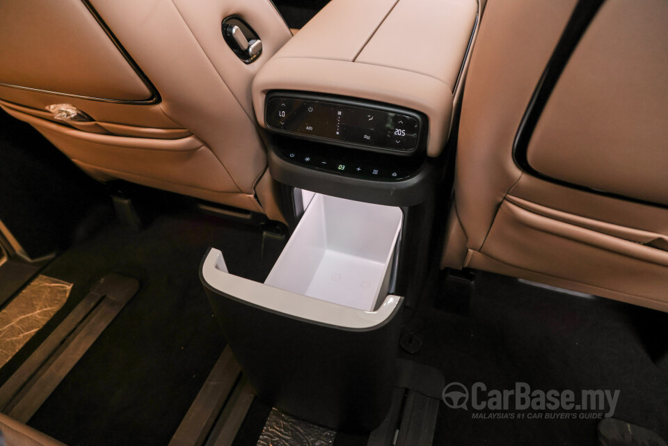 Xpeng X9 H93 (2025) Interior