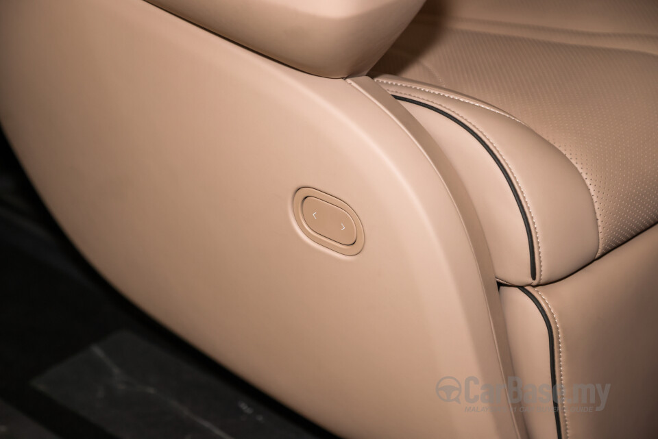 Xpeng X9 H93 (2025) Interior