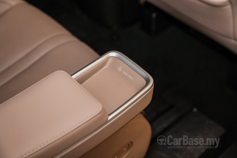 Xpeng X9 H93 (2025) Interior