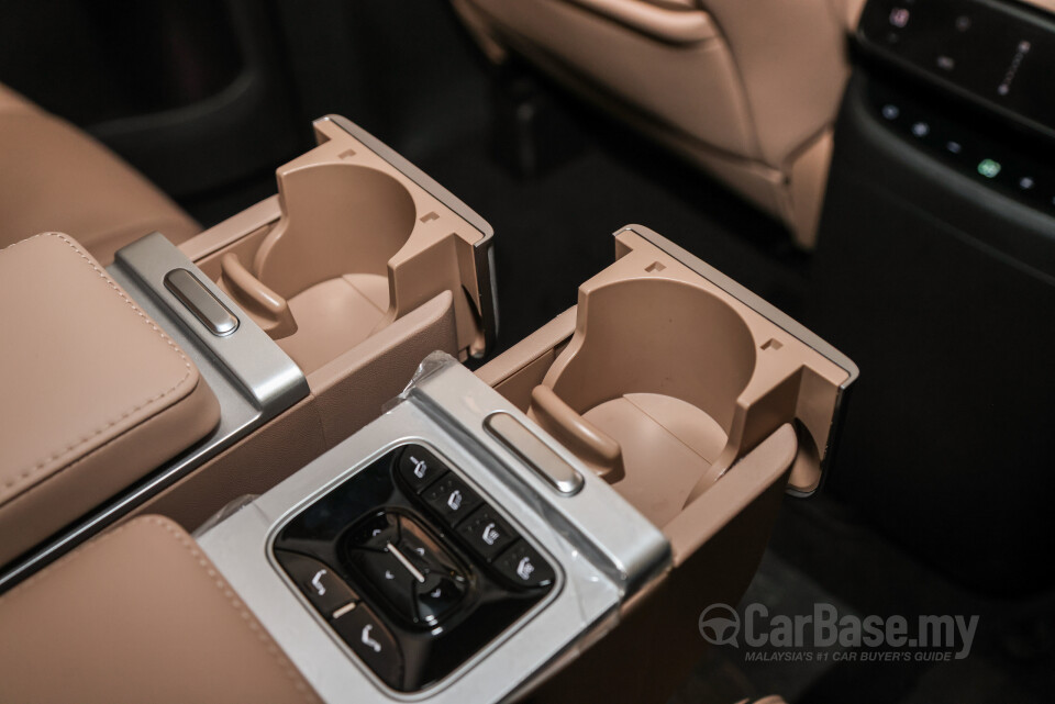 Xpeng X9 H93 (2025) Interior