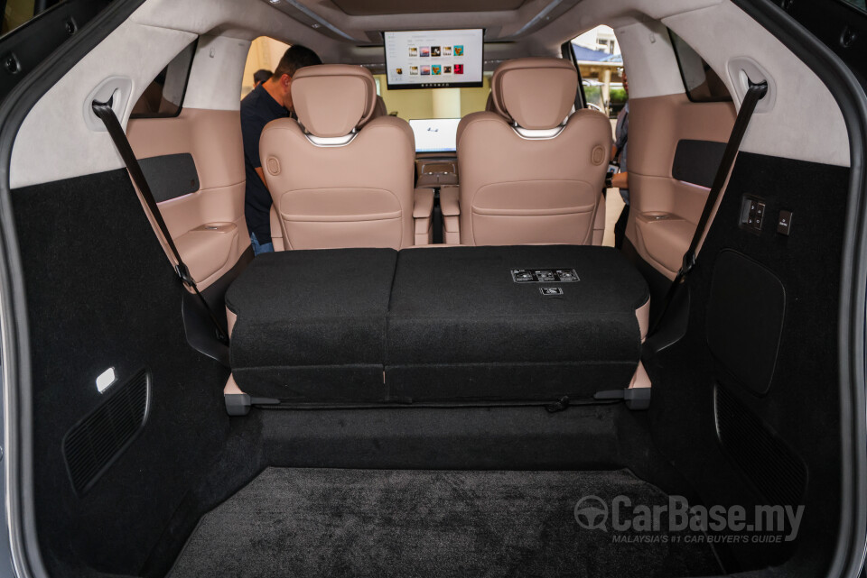 Xpeng X9 H93 (2025) Interior