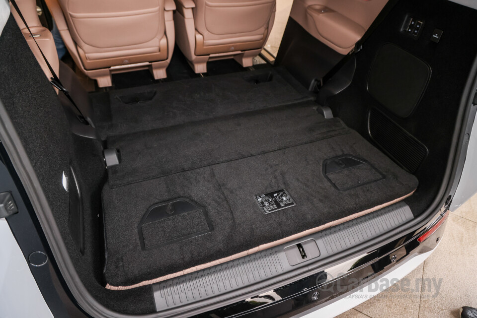 Xpeng X9 H93 (2025) Interior