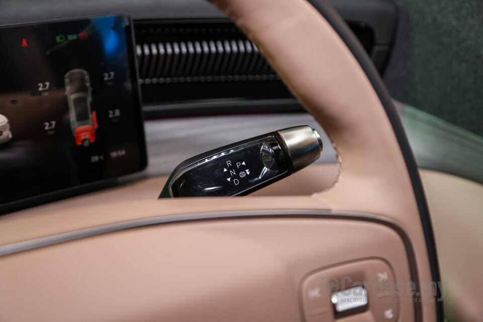 Xpeng X9 H93 (2025) Interior