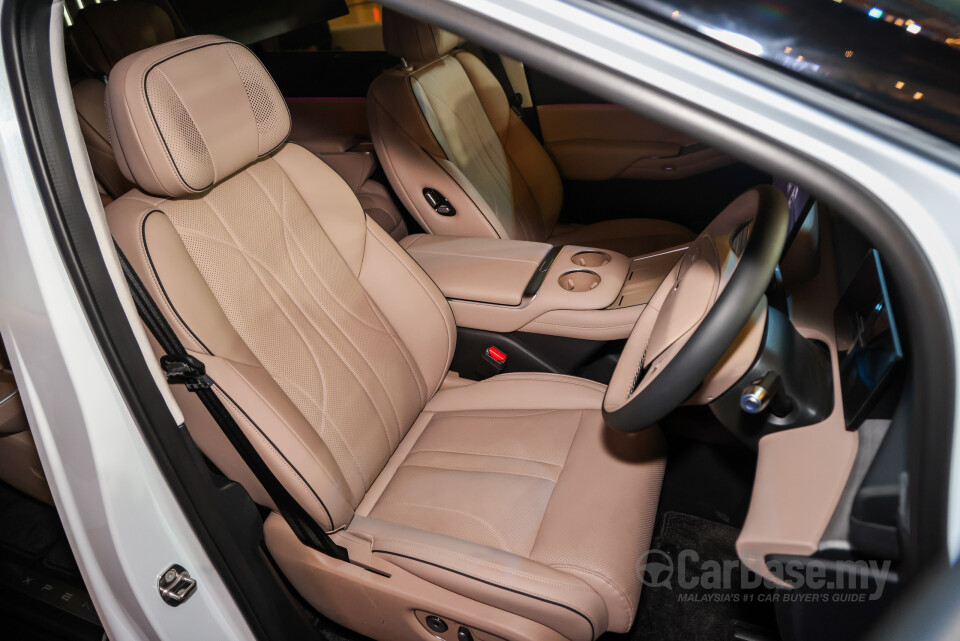 Xpeng X9 H93 (2025) Interior