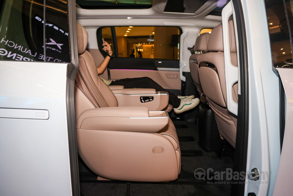 Xpeng X9 H93 (2025) Interior
