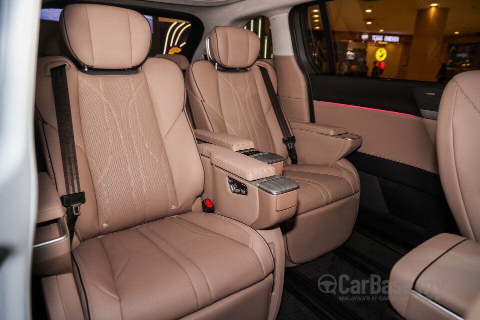 Xpeng X9 H93 (2025) Interior