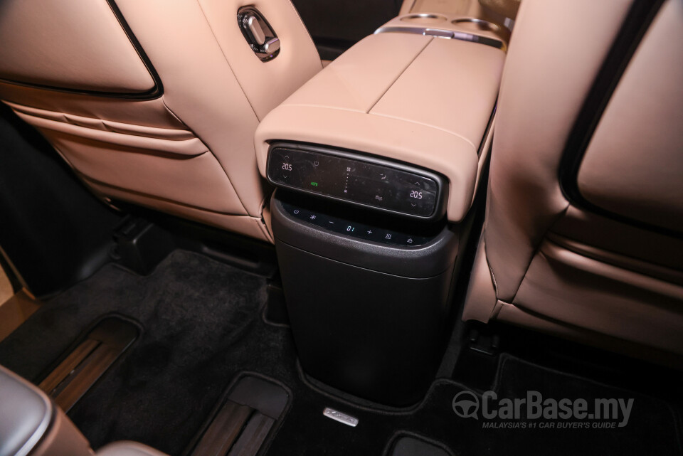 Xpeng X9 H93 (2025) Interior