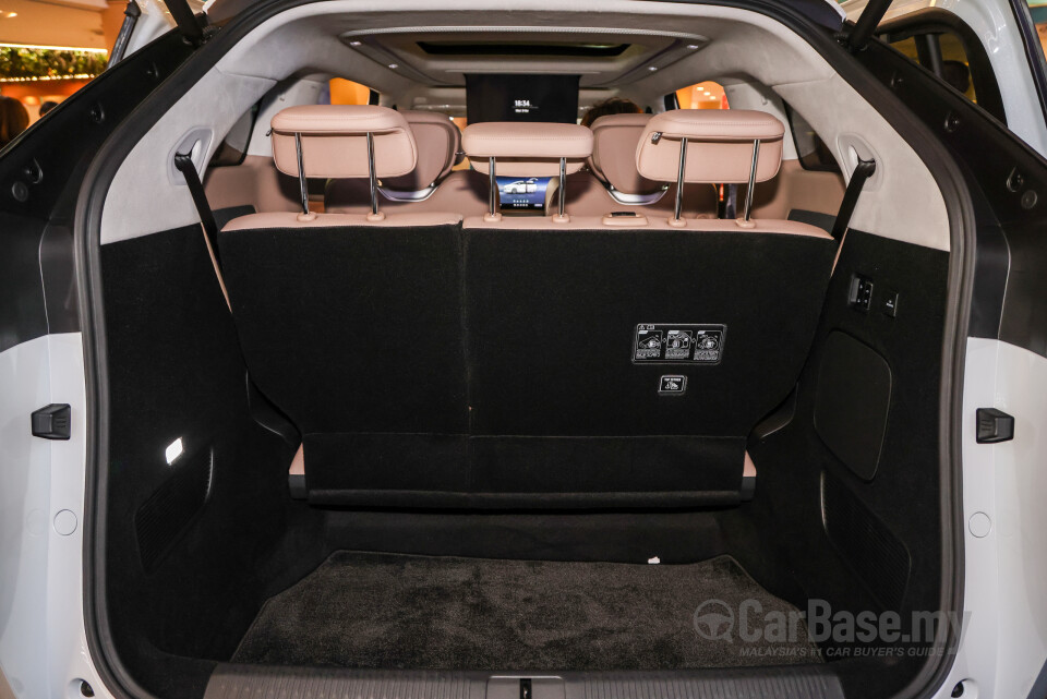 Xpeng X9 H93 (2025) Interior