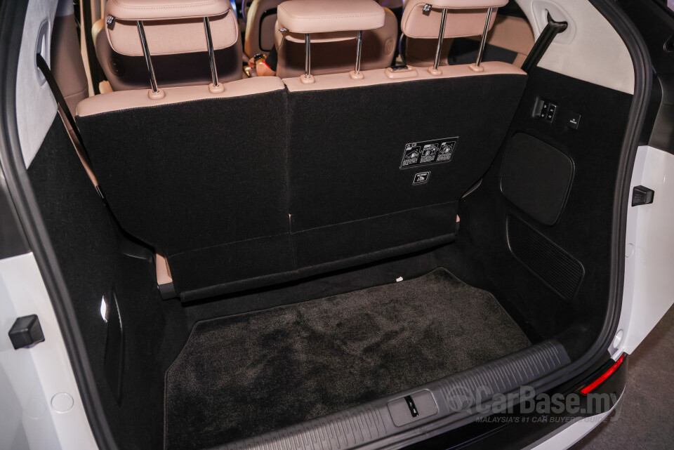 Xpeng X9 H93 (2025) Interior