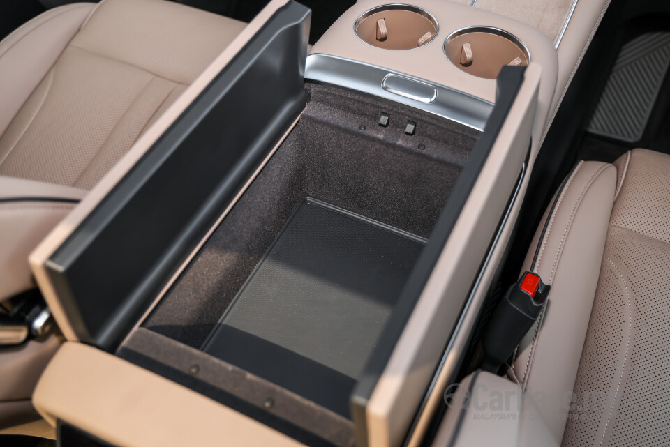 Xpeng X9 H93 (2025) Interior
