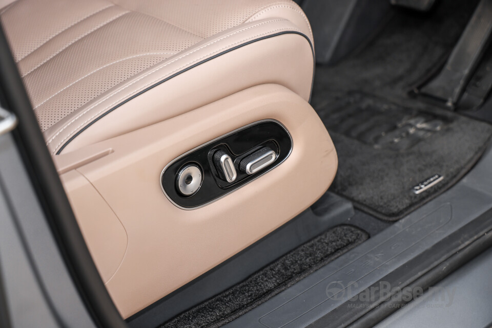 Xpeng X9 H93 (2025) Interior