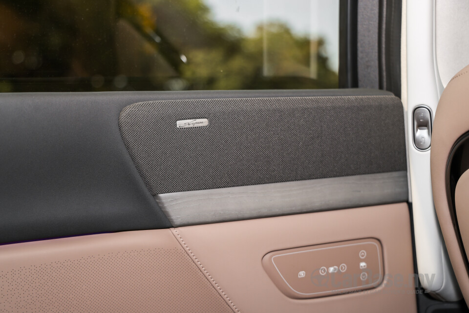 Xpeng X9 H93 (2025) Interior