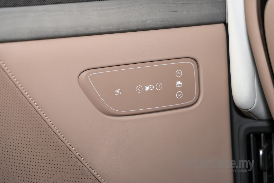 Xpeng X9 H93 (2025) Interior