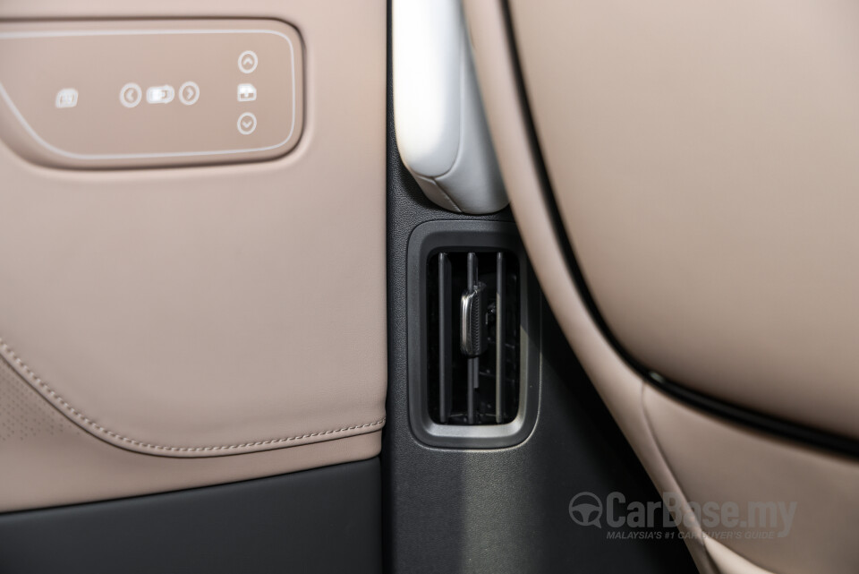Xpeng X9 H93 (2025) Interior