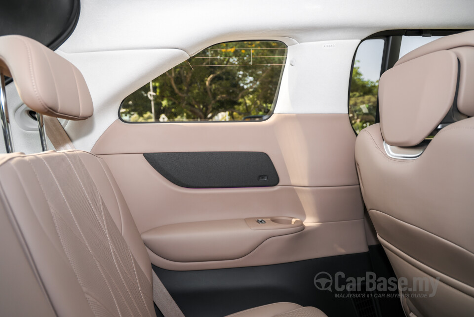 Xpeng X9 H93 (2025) Interior