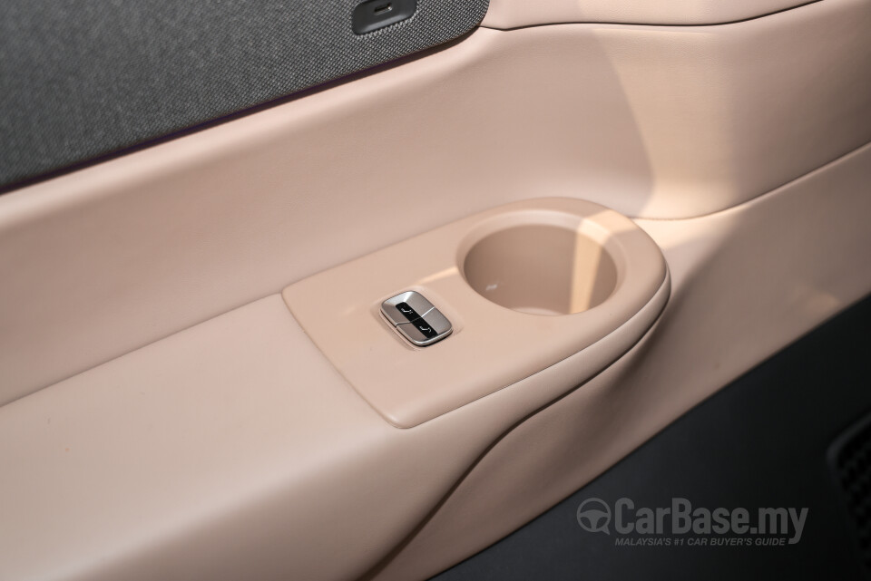 Xpeng X9 H93 (2025) Interior