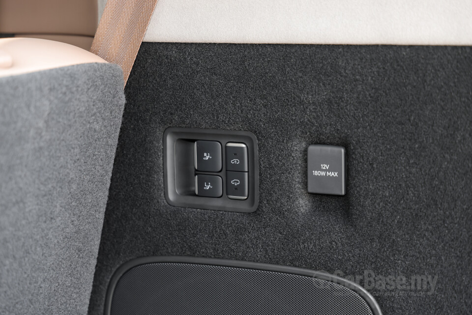 Xpeng X9 H93 (2025) Interior