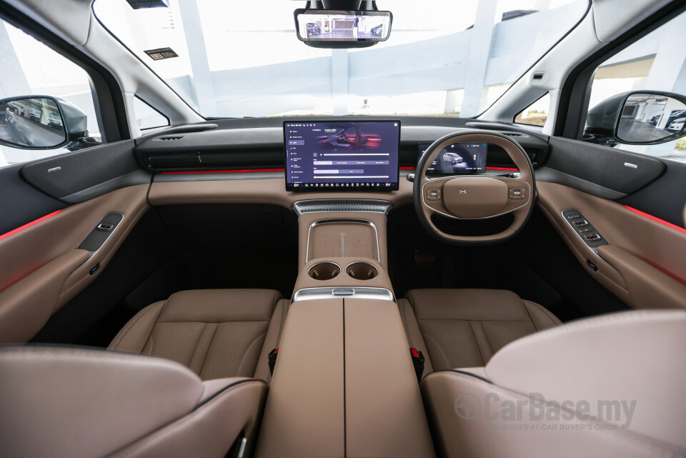 Xpeng X9 H93 (2025) Interior