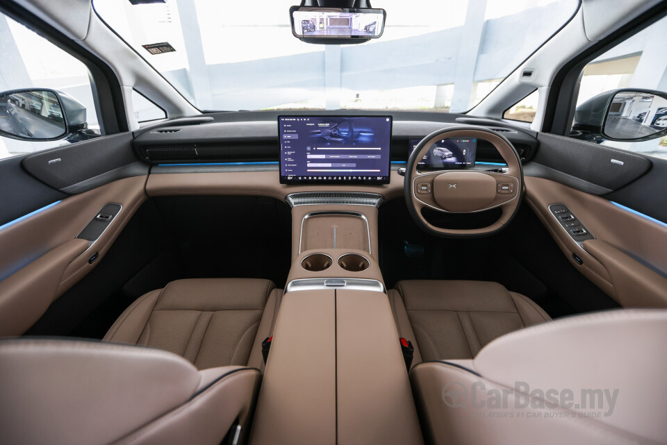 Xpeng X9 H93 (2025) Interior