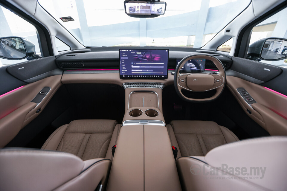 Xpeng X9 H93 (2025) Interior
