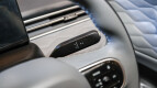 Dongfeng Box Interior photo