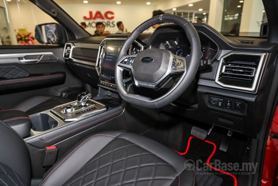 JAC T9 Mk1 (2025) Interior