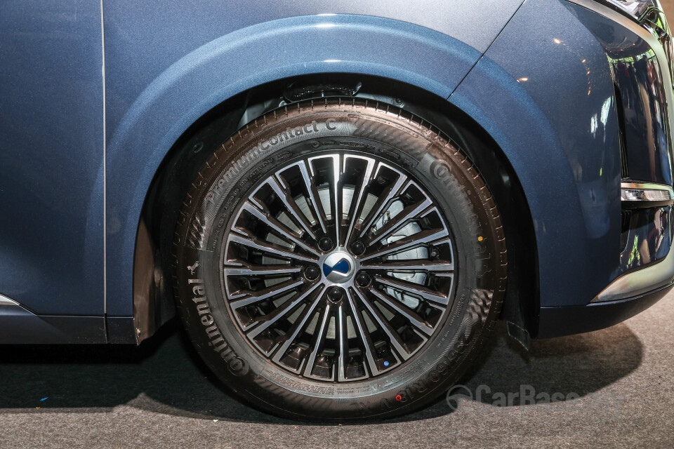 Denza D9 Mk1 (2025) Exterior