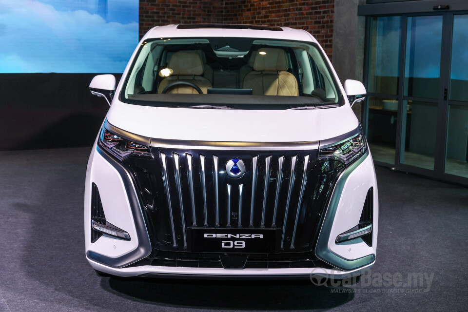 Denza D9 Mk1 (2025) Exterior