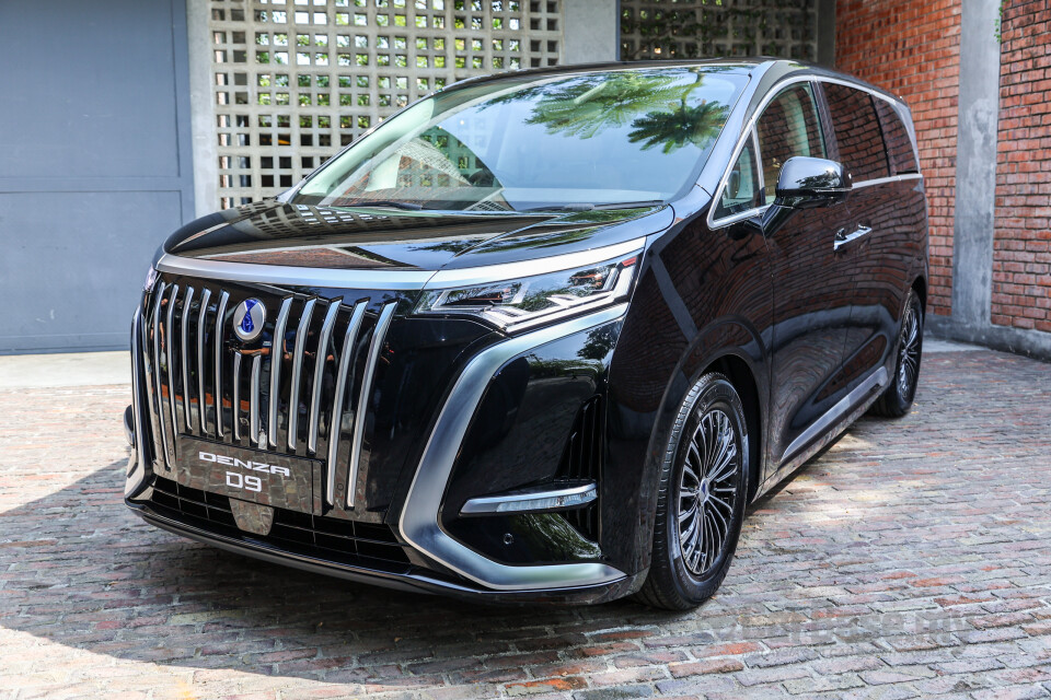 Denza D9 Mk1 (2025) Exterior