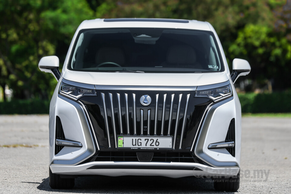 Denza D9 Mk1 (2025) Exterior