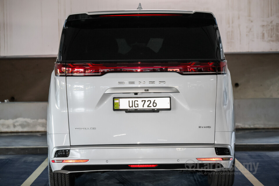 Denza D9 Mk1 (2025) Exterior