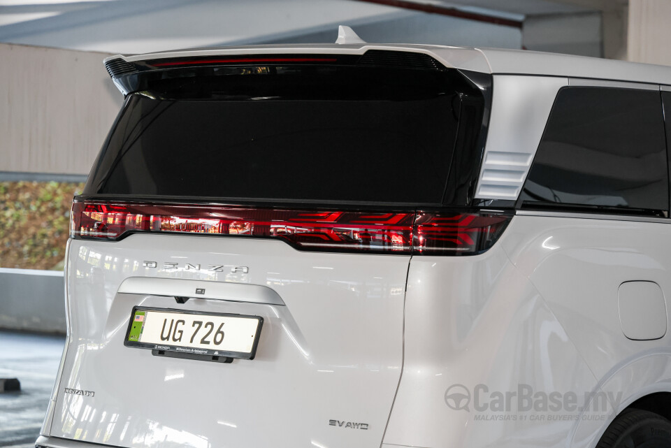 Denza D9 Mk1 (2025) Exterior