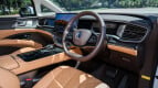 Denza D9 Interior photo