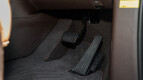 Denza D9 Interior photo