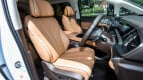 Denza D9 Interior photo