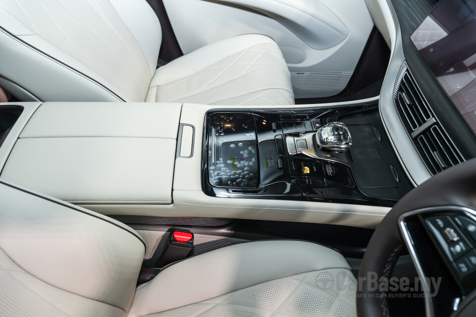 Denza D9 Mk1 (2025) Interior