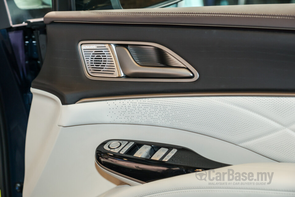 Denza D9 Mk1 (2025) Interior