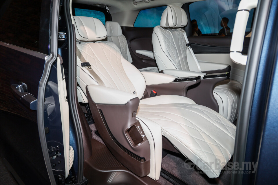 Denza D9 Mk1 (2025) Interior