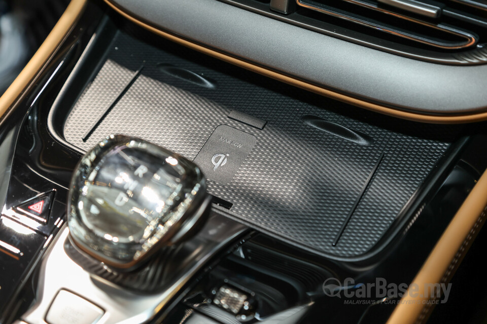 Denza D9 Mk1 (2025) Interior