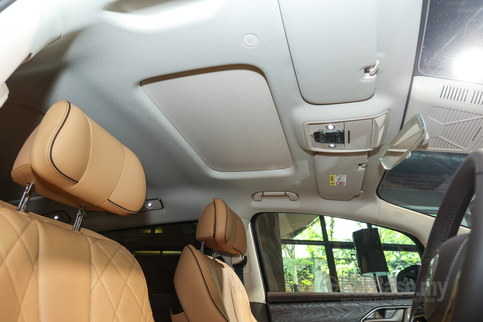 Denza D9 Mk1 (2025) Interior