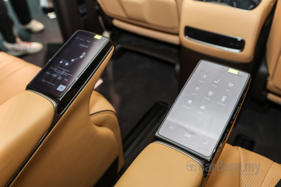 Denza D9 Mk1 (2025) Interior