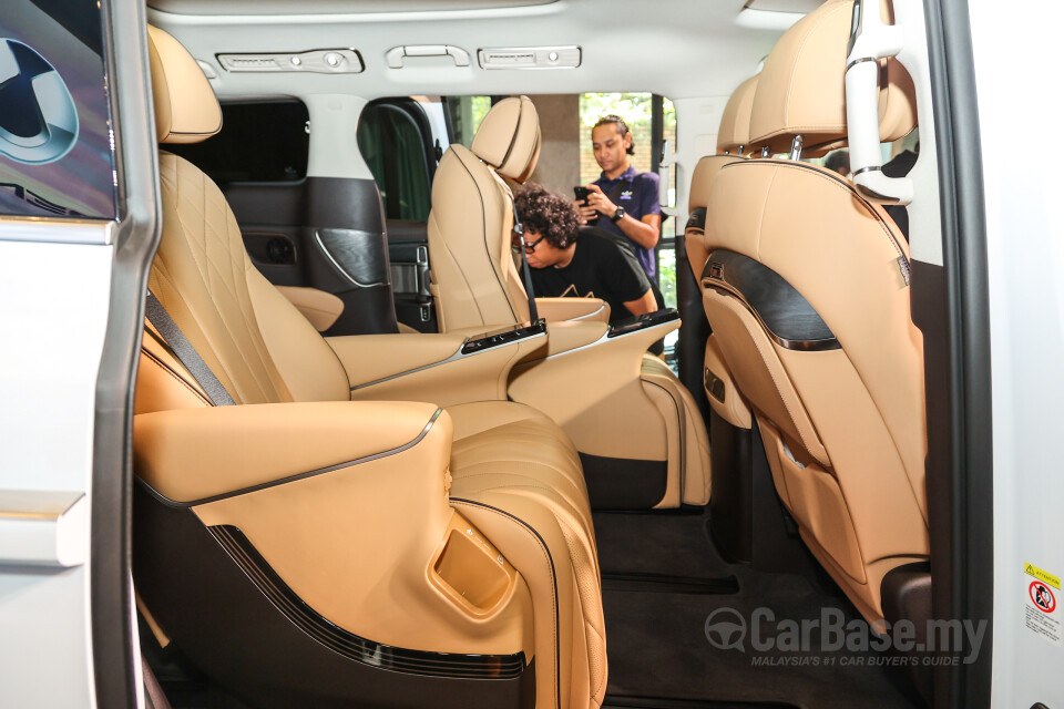 Denza D9 Mk1 (2025) Interior