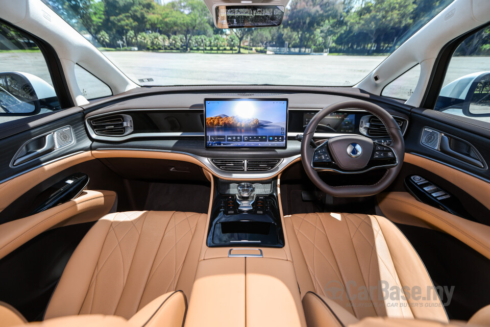 Denza D9 Mk1 (2025) Interior