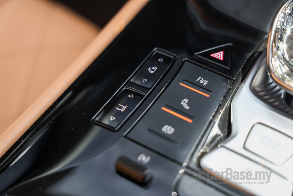 Denza D9 Mk1 (2025) Interior