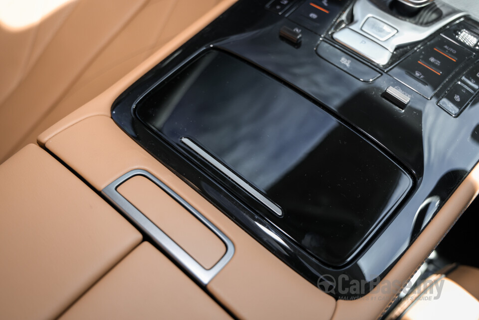Denza D9 Mk1 (2025) Interior