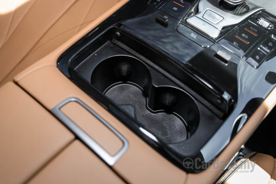 Denza D9 Mk1 (2025) Interior