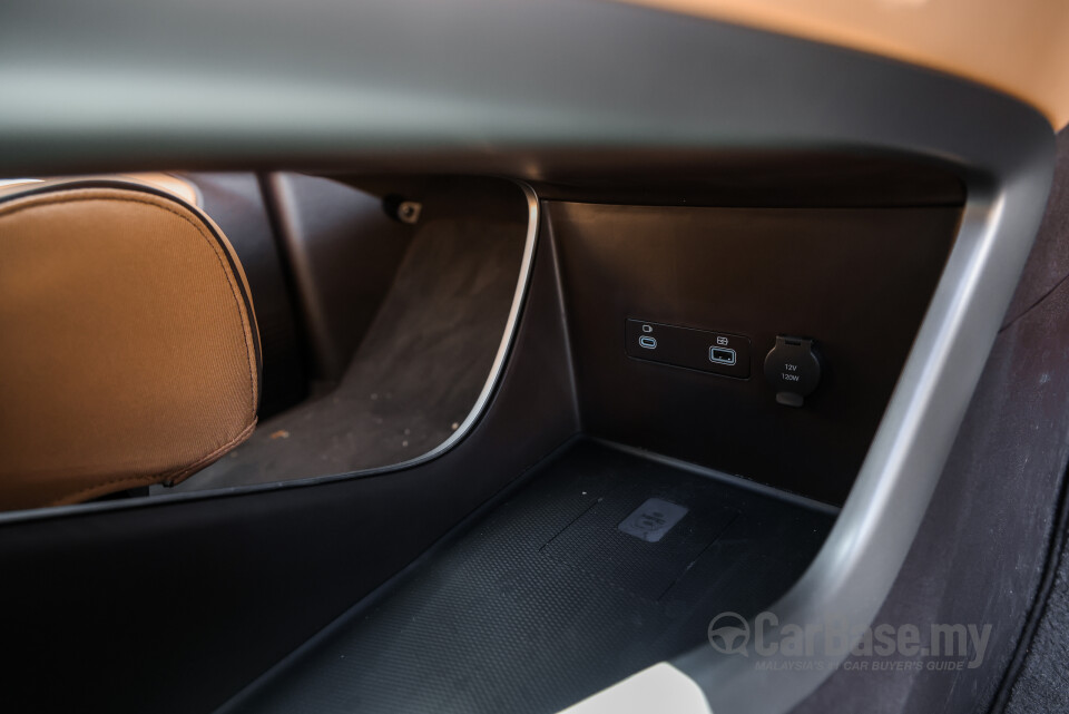 Denza D9 Mk1 (2025) Interior